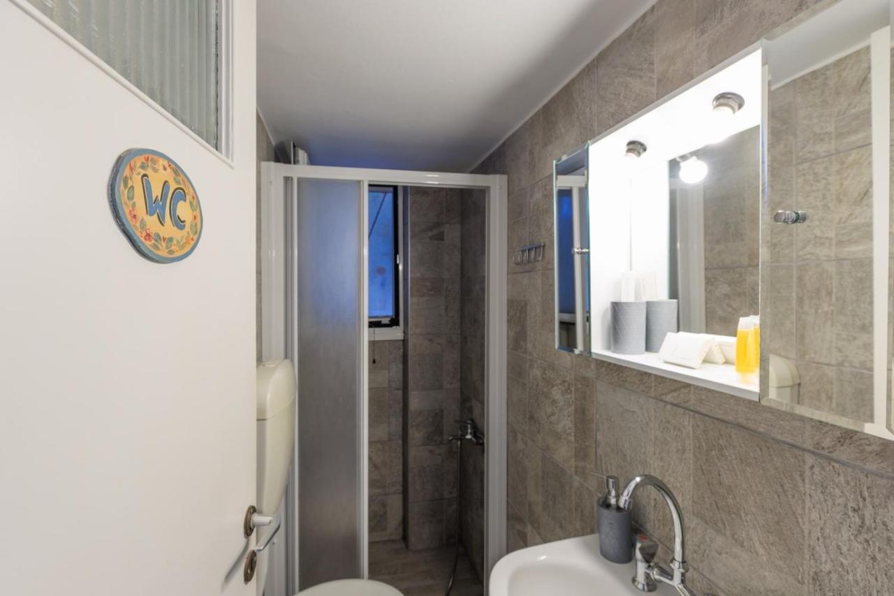 Aiolos Koukaki Center Apartment Athens Ngoại thất bức ảnh