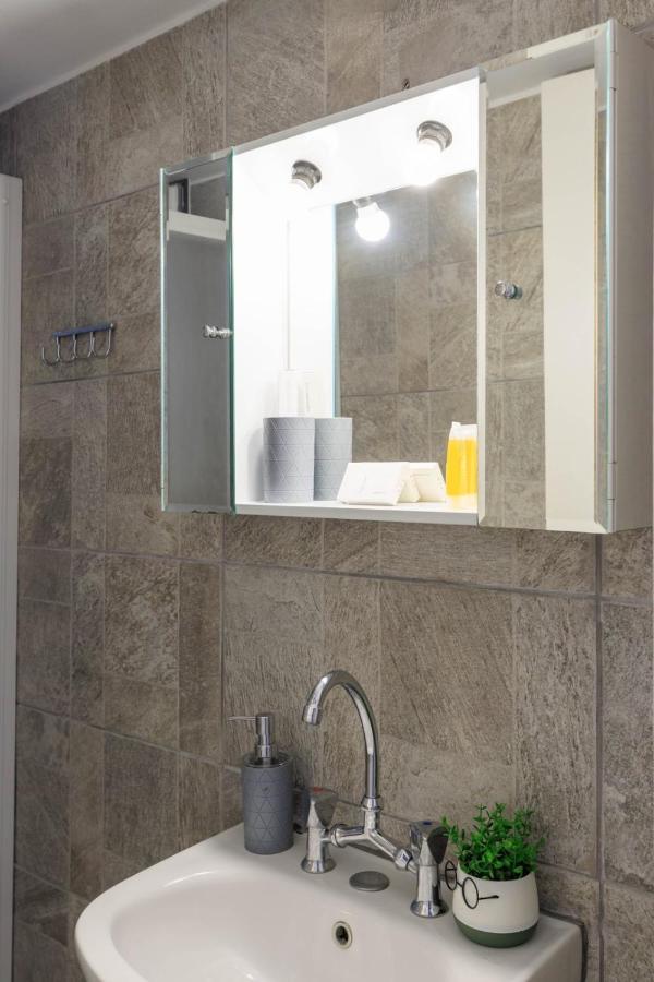 Aiolos Koukaki Center Apartment Athens Ngoại thất bức ảnh